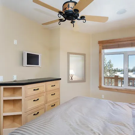 Sunstone Lodge By 101 Great Escapes Mammoth Lakes Room photo